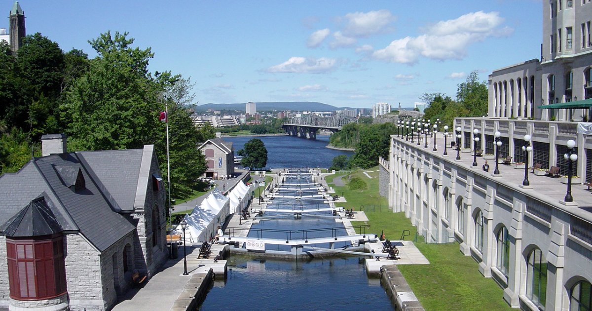 Rideau Canal Cruise